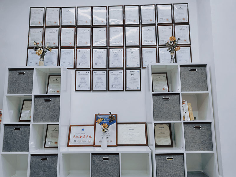 證書墻